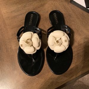 CHANEL Black & Cream Camellia Thongs